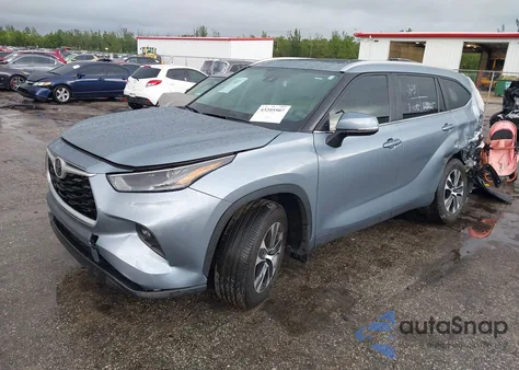 2024 Toyota Highlander Xle из США, поврежденный, VIN 5TDKDRAH6RS543286